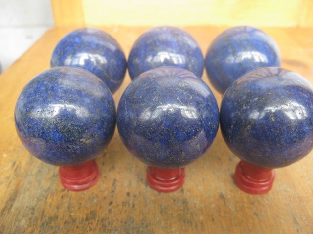 AAA++NATURAL preety Lapis Lazuli crystal SPHERE BALL+STAND  