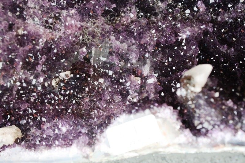 AMETHYST GEODE/W WHITE CALCITE KEIKI HEALING AMG 2675  