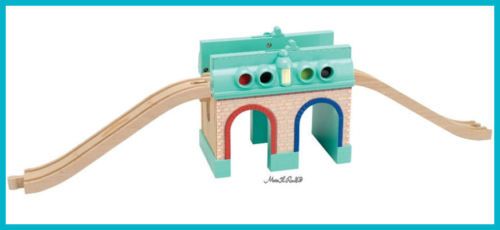 Chuggington Wooden Railway Tunnel Depot Train Set Toy  