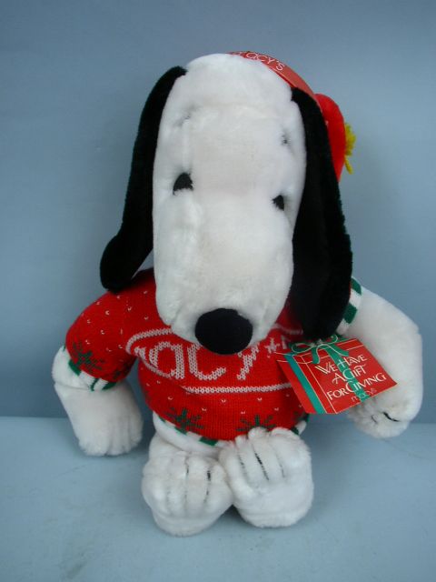 18 Snoopys Exclusive 1972 With Tags  