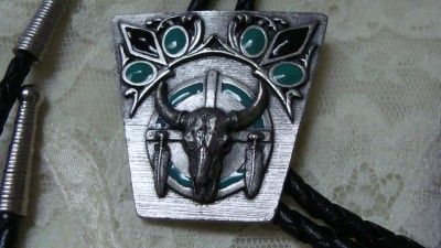 Siskiyou Bull Skull Bolo Tie Bull Skull W/Feathers Southwestern Signed 