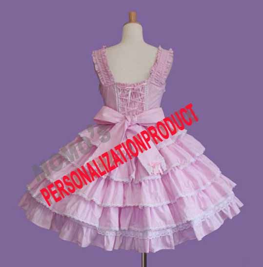 NOTE 1. Photos taken with a petticoat underneath the dress, the price 