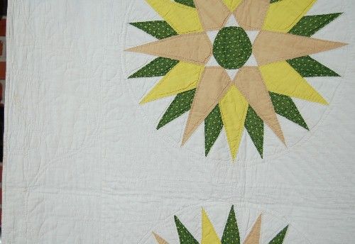   quilts this early in such GREAT CONDITION    a TRUE COLLECTORS QUILT