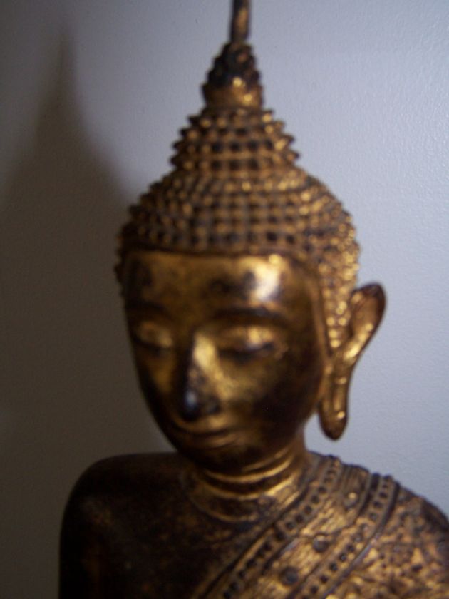 ANTIQUE THAI BRONZE SITTING BUDDHA ( THAILAND )  