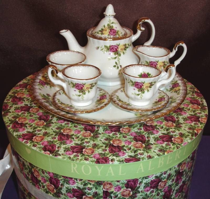 Royal Albert Old Country Roses Tea Pot Mini Set New  