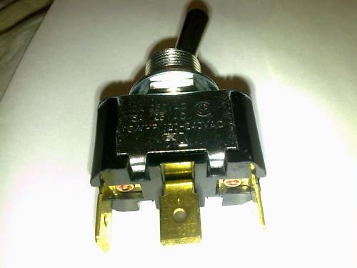 CARLING 1002R ON/OFF/ON BOAT TOGGLE SWITCH ((3 spades))  