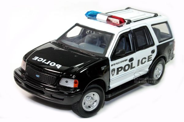 FORD EXPEDITION XLT METRO POLICE DEPT DIE CAST 1/24 NEW  