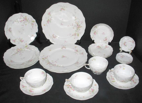 ANTIQUE LIMOGES AHRENFELDT 22pc DINNERWARE SET AHR67  