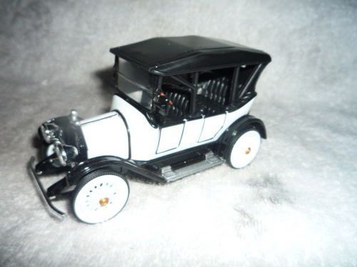 NEW 132 DIECAST 1915 CHEVROLET FIVE PASSENGER BABY GR  