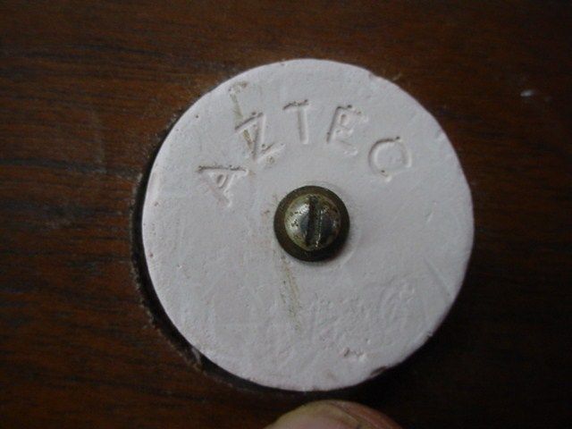 Vintage Walnut Wood 4 Tobacco PIPE STAND and HUMIDOR HOLDER Lid Aztec 