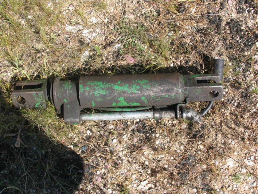 Oliver Hydraulic Cylinder  