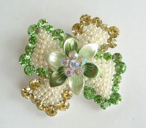 VARY COLORS SWAROVSKI CRYSTAL PEARL FLORAL PIN BROOCH 1536  