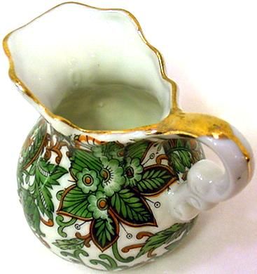 ANTIQUE VINTAGE ROYAL PAISLEY CREAMER PITCHER  