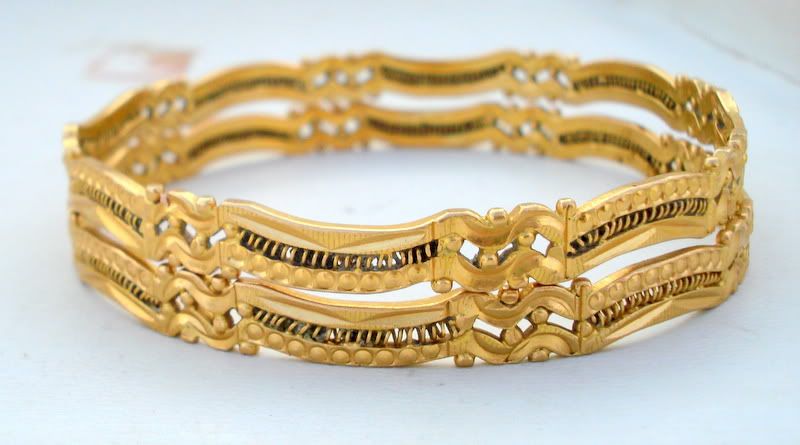 21K VINTAGE ANTIQUE OLD GOLD BANGLE BRACELET SET INDIA  