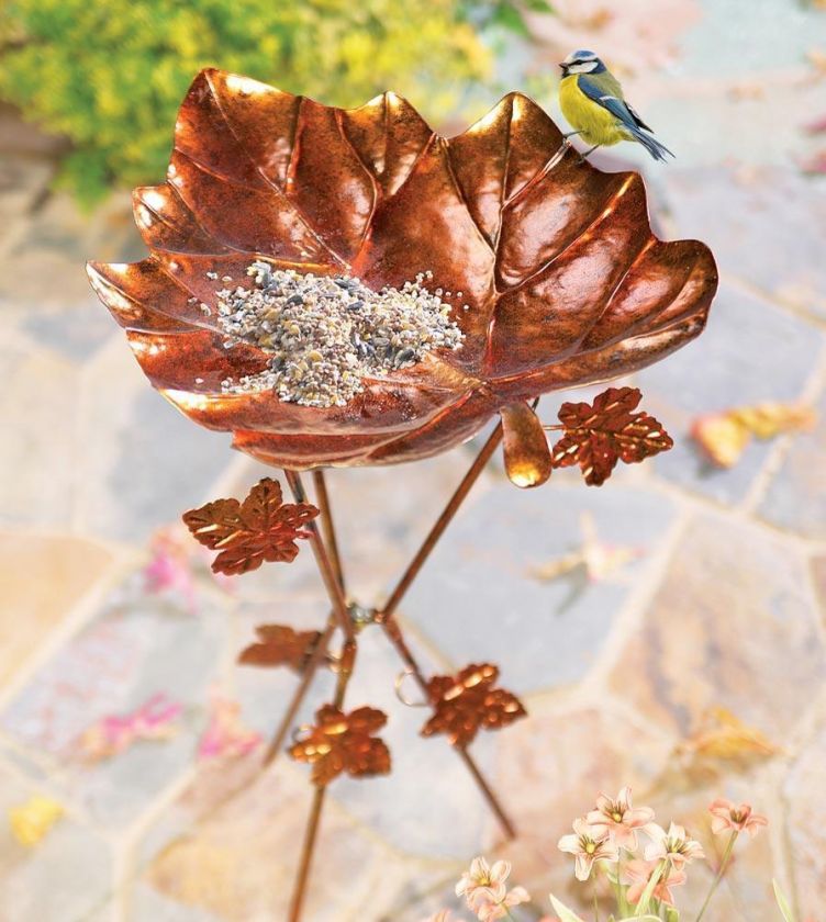 NEW GUILDED METAL LEAF BIRD FEEDER  