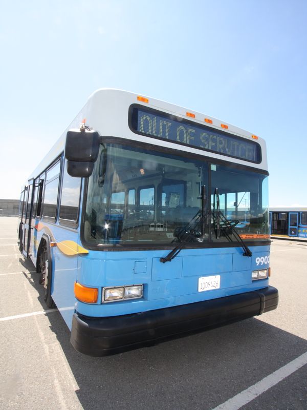 1999 Gillig Low Floor Bus,Handicap Lift, Wheelchair Area Or Luggage 