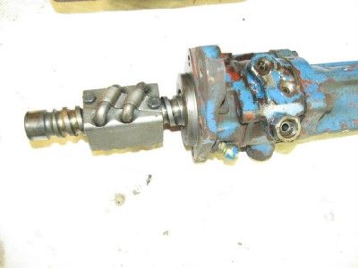   Ford 3000 Gas Farm Tractor Power Steering Gear Box Assembly  